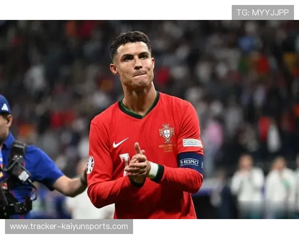 足坛9号球星盘点：从传奇到现役球员谁是最佳9号代表